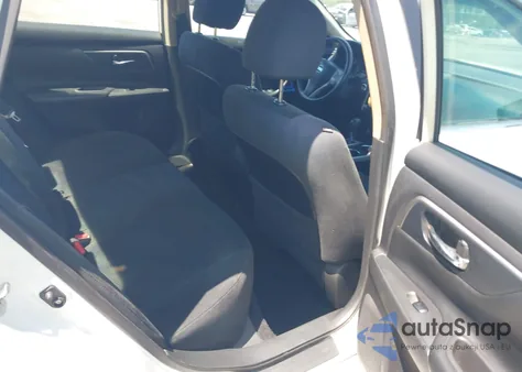 2015 Nissan Altima 2.5 from USA, damaged, VIN 1N4AL3AP7FN897201